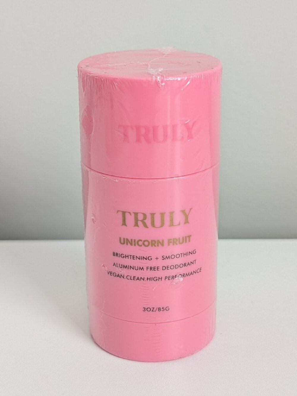 TRULY BEAUTY Unicorn Fruit Woman’s Deodorant 3oz Aluminum Free EXP 2029 SEALED
